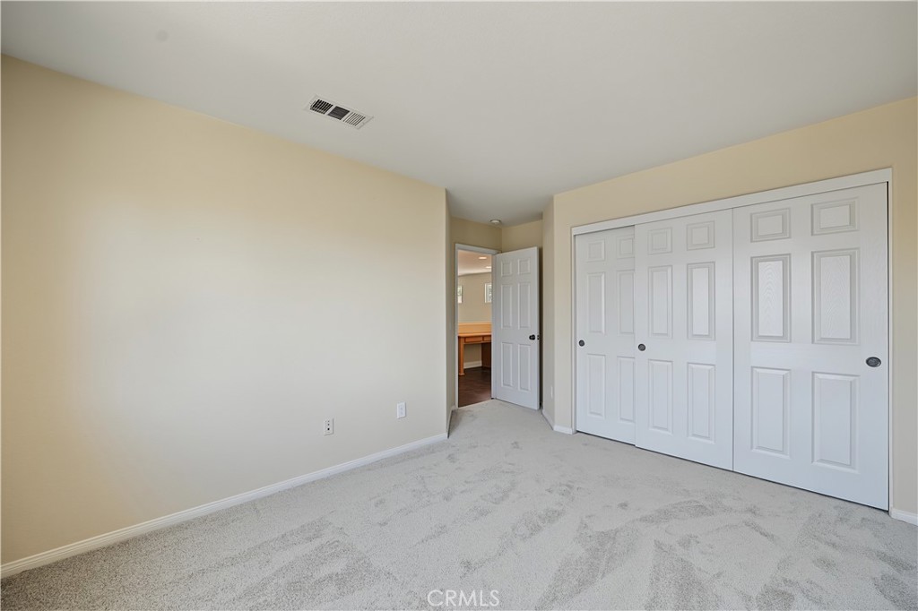 1561 N Catskills Property Photo 38