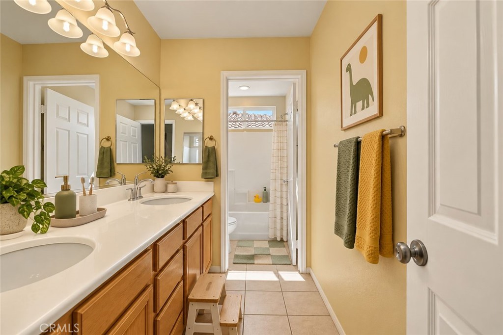 1561 N Catskills Property Photo 44