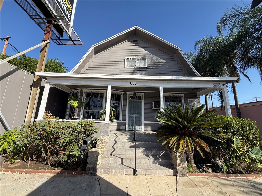685 W Mission Property Photo 1