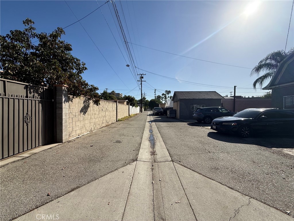 685 W Mission Property Photo 10