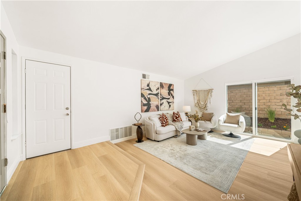 1215 Vassar Lane Property Photo 8