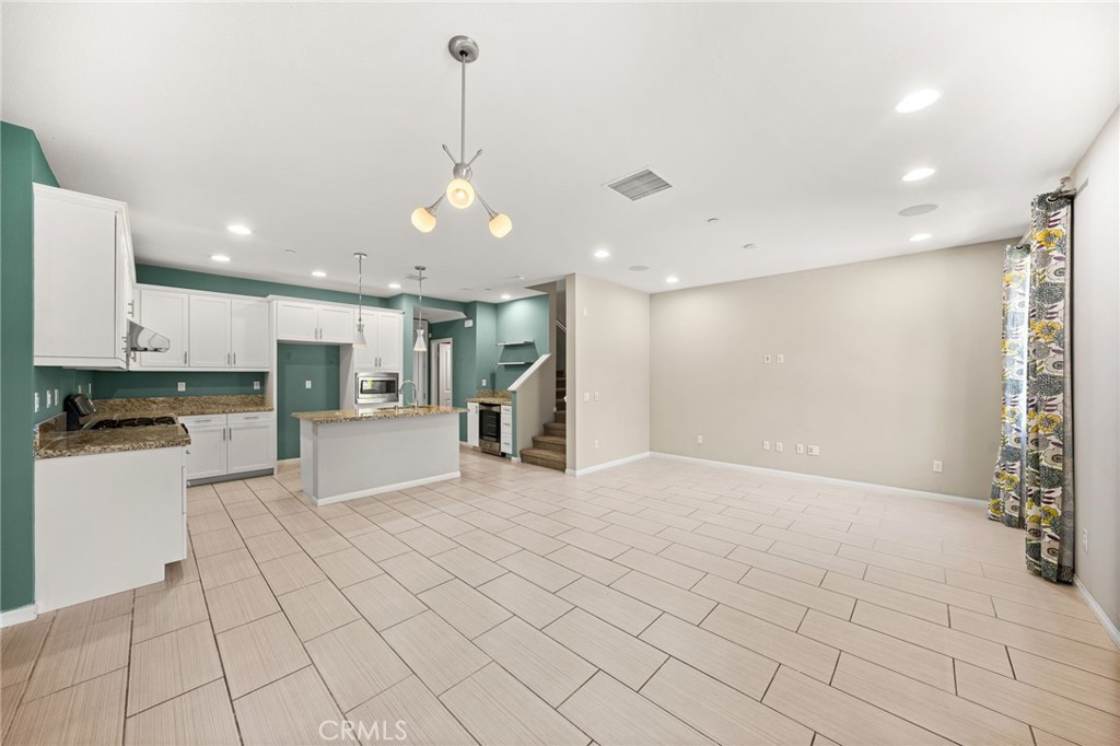 118 Stonebridge Property Photo 7