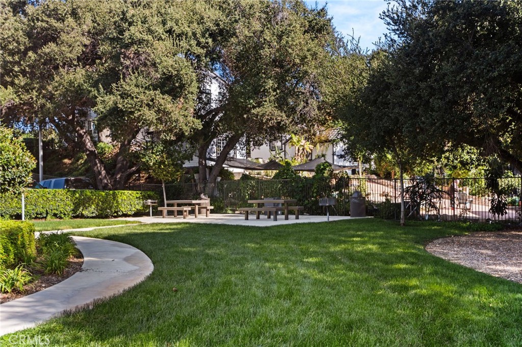 118 Stonebridge Property Photo 36