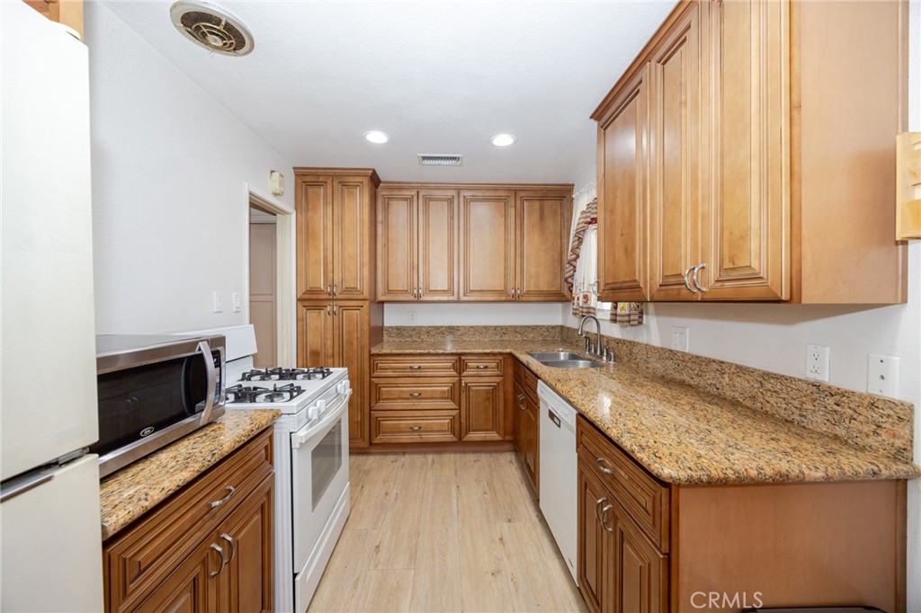 2283 Klein Property Photo 6