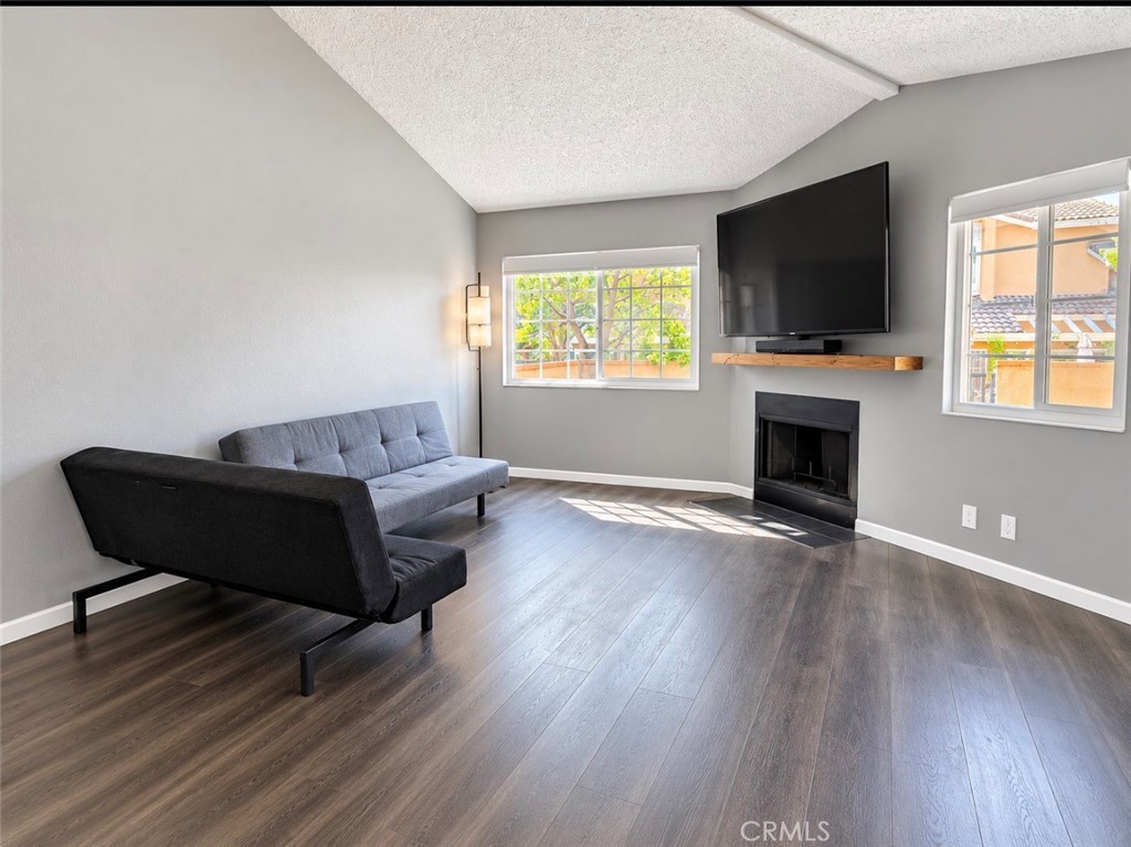 10050 1/2 Base Line Road Property Photo 5