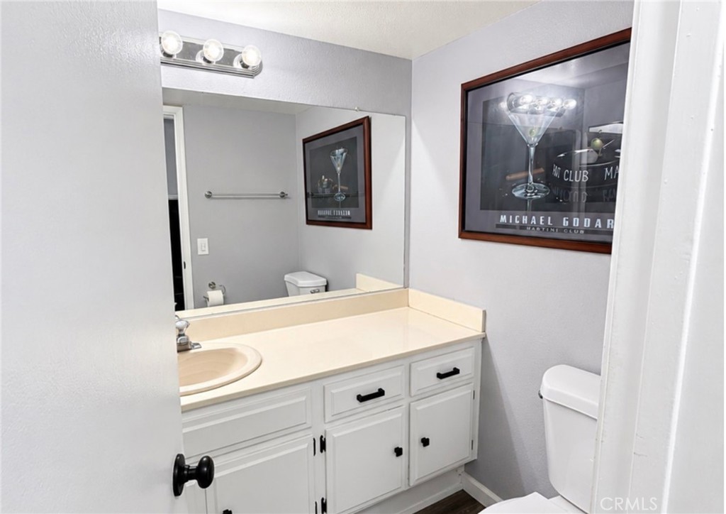 10050 1/2 Base Line Road Property Photo 9