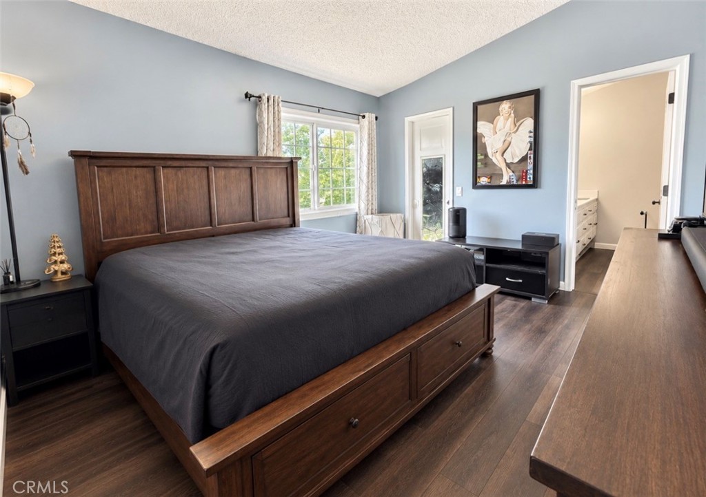10050 1/2 Base Line Road Property Photo 14