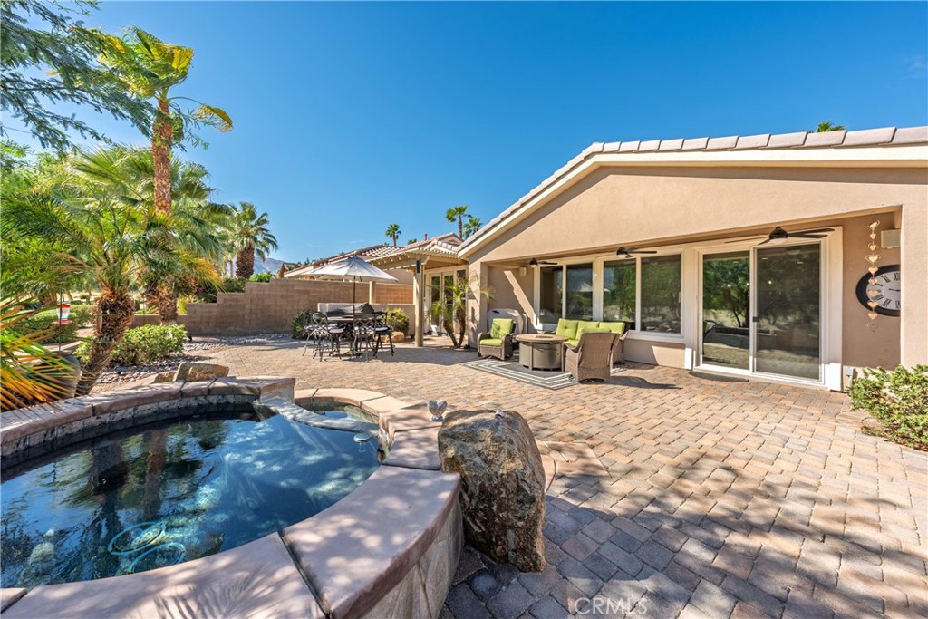 81877 Rustic Canyon Property Photo 9