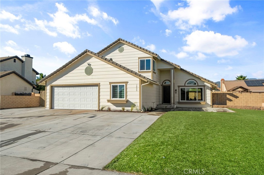 1222 W Cimarron Property Photo 1