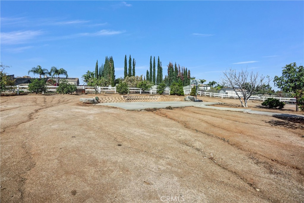 18689 Hawkhill Property Photo 16