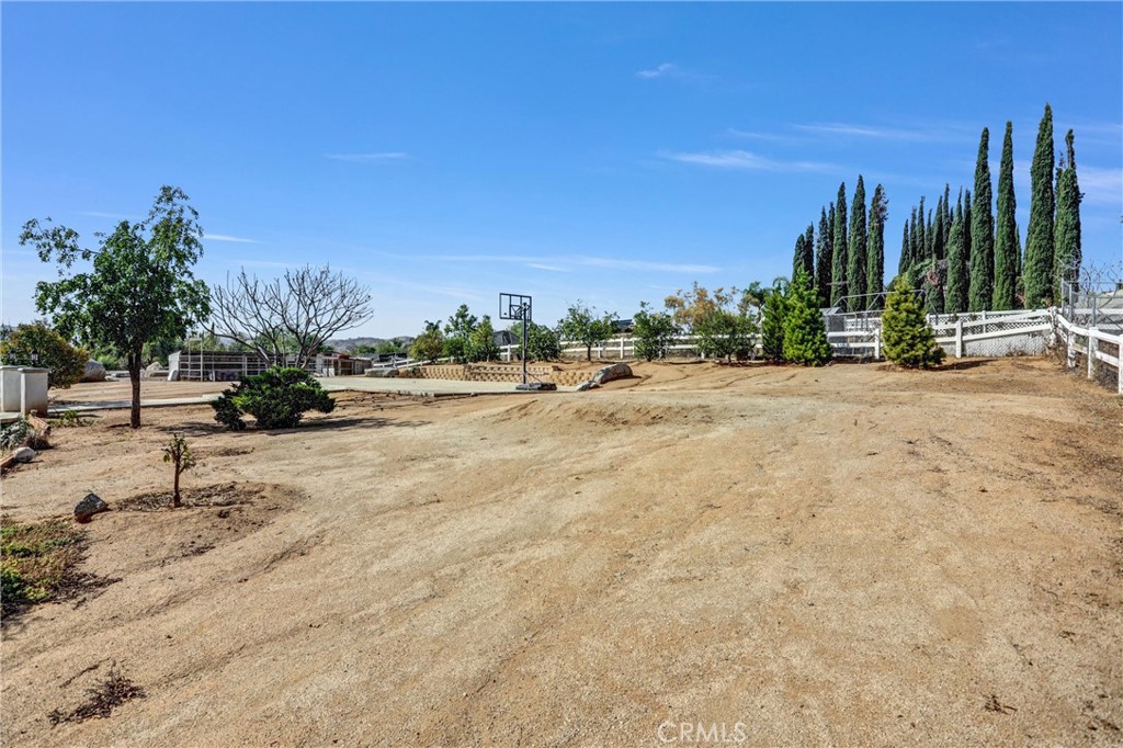 18689 Hawkhill Property Photo 18