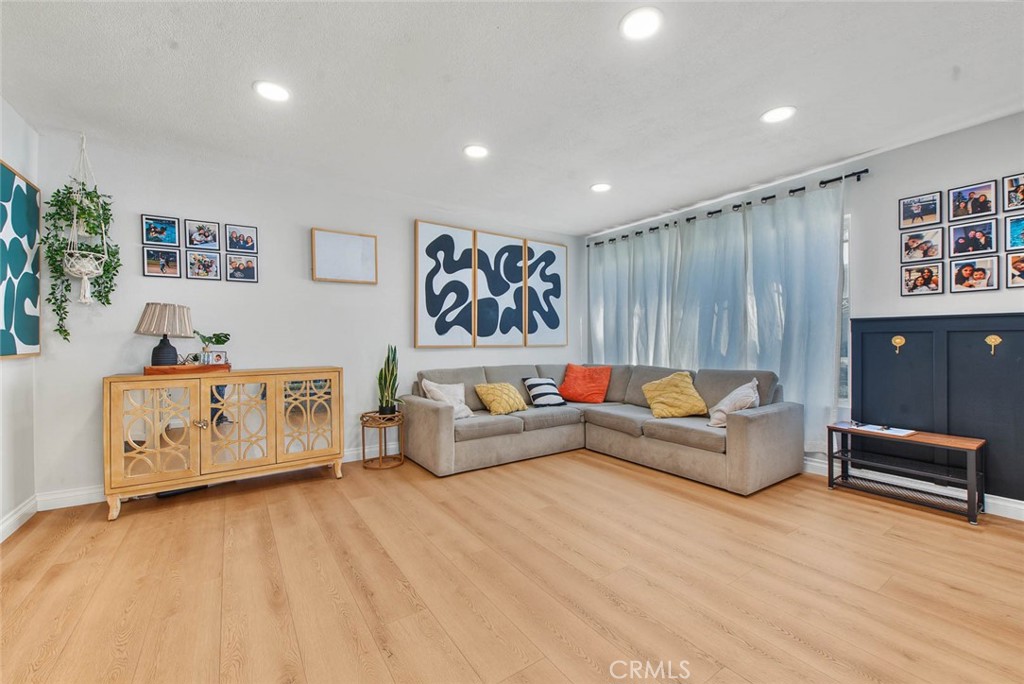 817 S Lope Property Photo 11