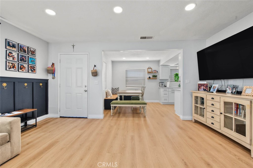 817 S Lope Property Photo 15