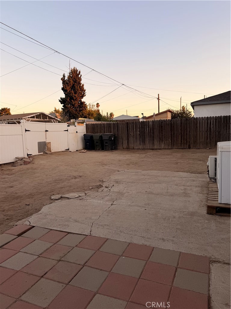 1018 6th Property Photo 18