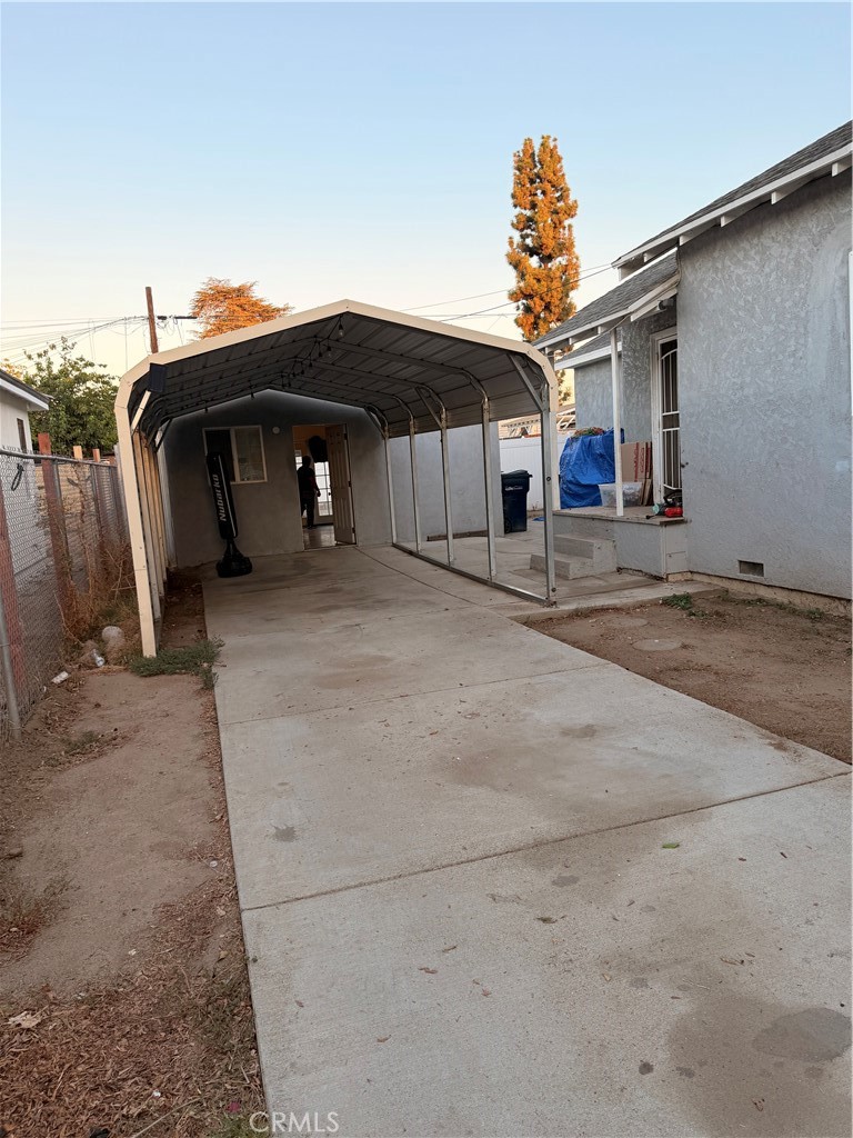 1018 6th Property Photo 23