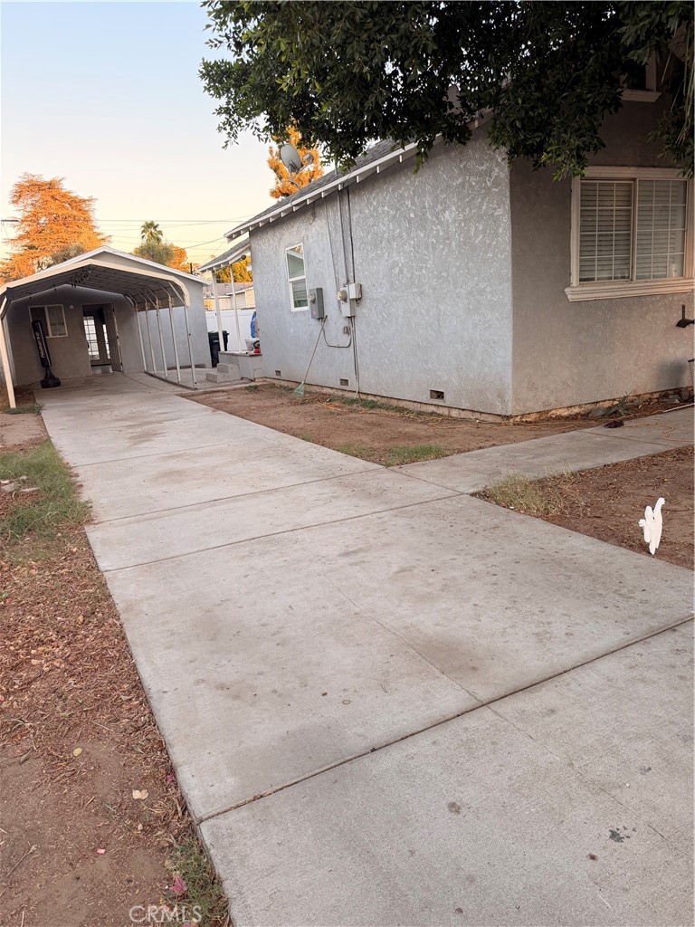 1018 6th Property Photo 25