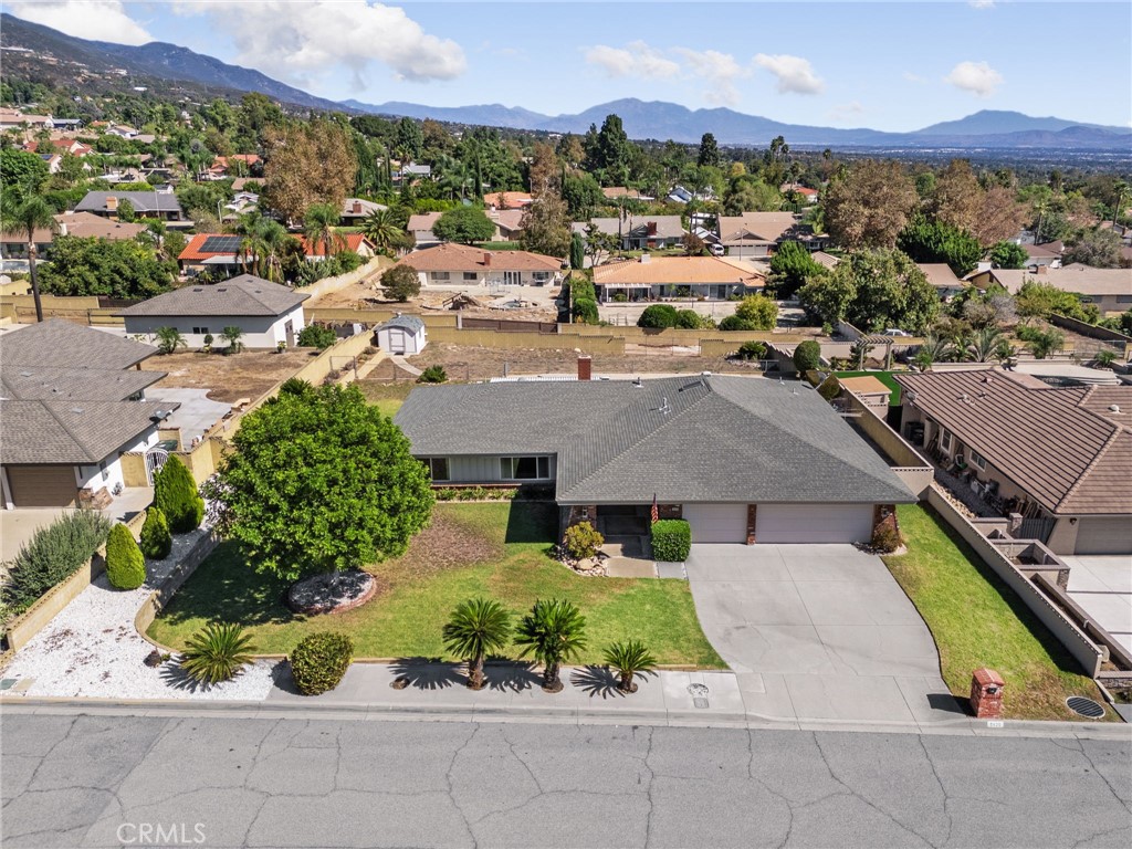 5439 Sard Street Property Photo 2