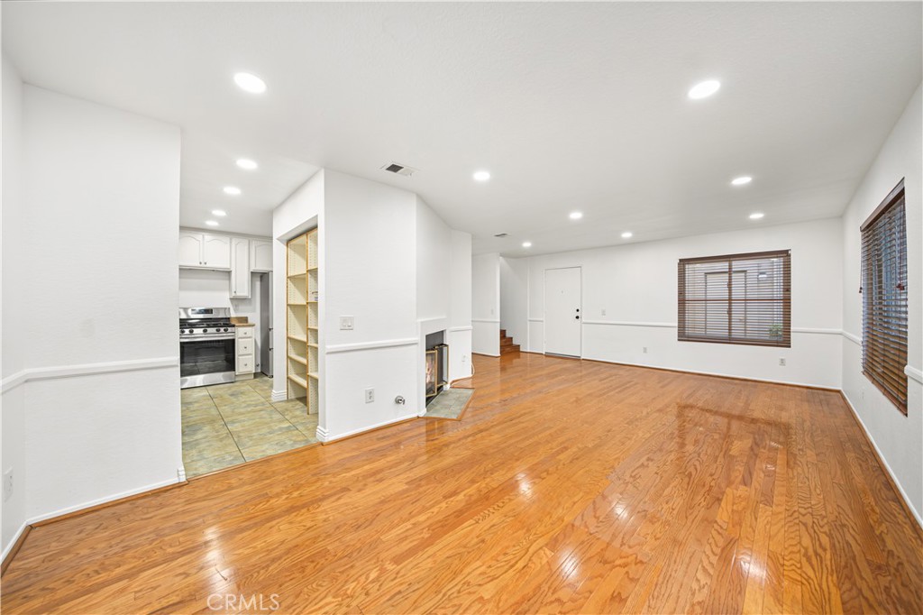 420 Golden Springs Drive Property Photo 5