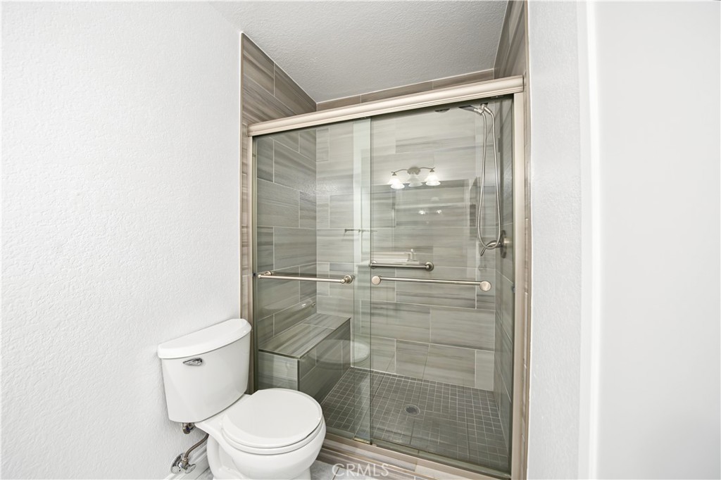 420 Golden Springs Drive Property Photo 20