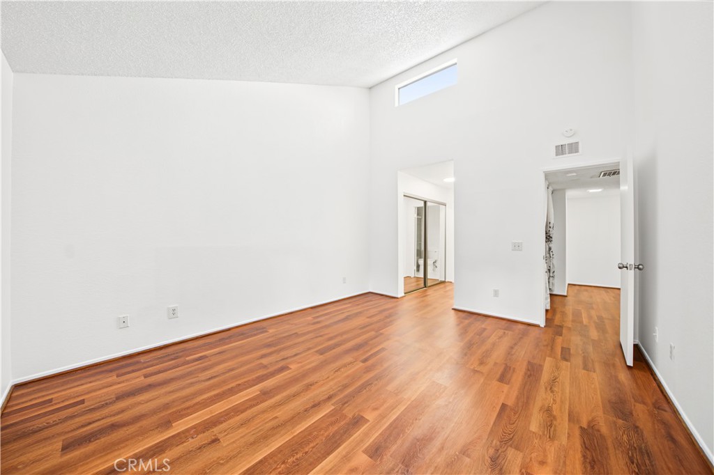 420 Golden Springs Drive Property Photo 22