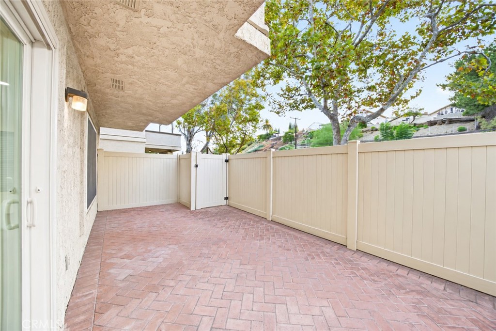 420 Golden Springs Drive Property Photo 26