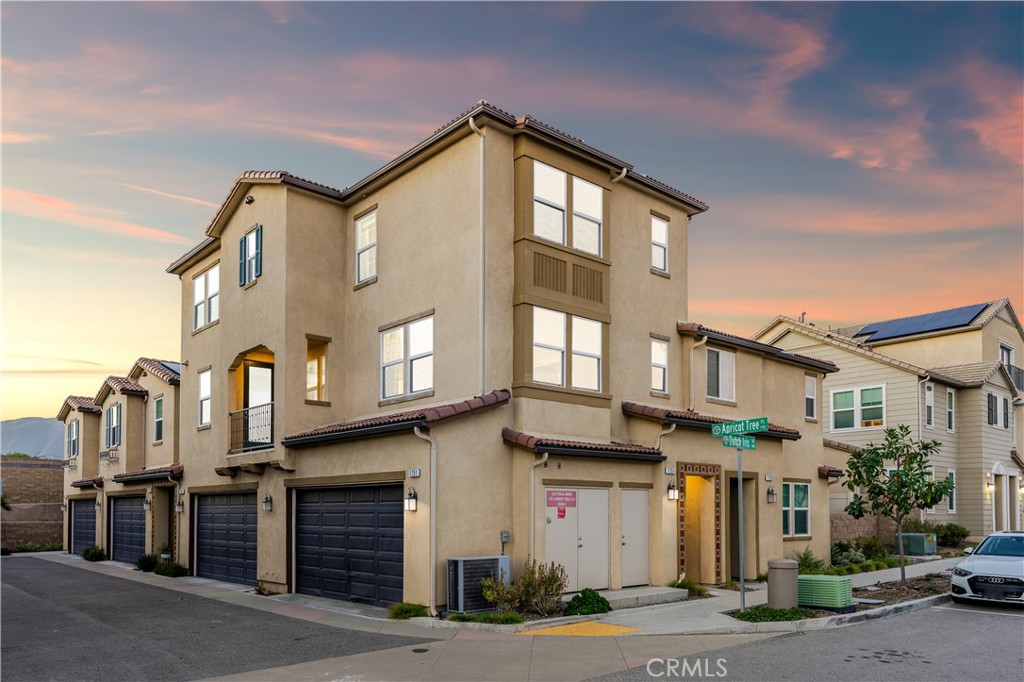 1751 Apricot Tree Place Property Photo 1