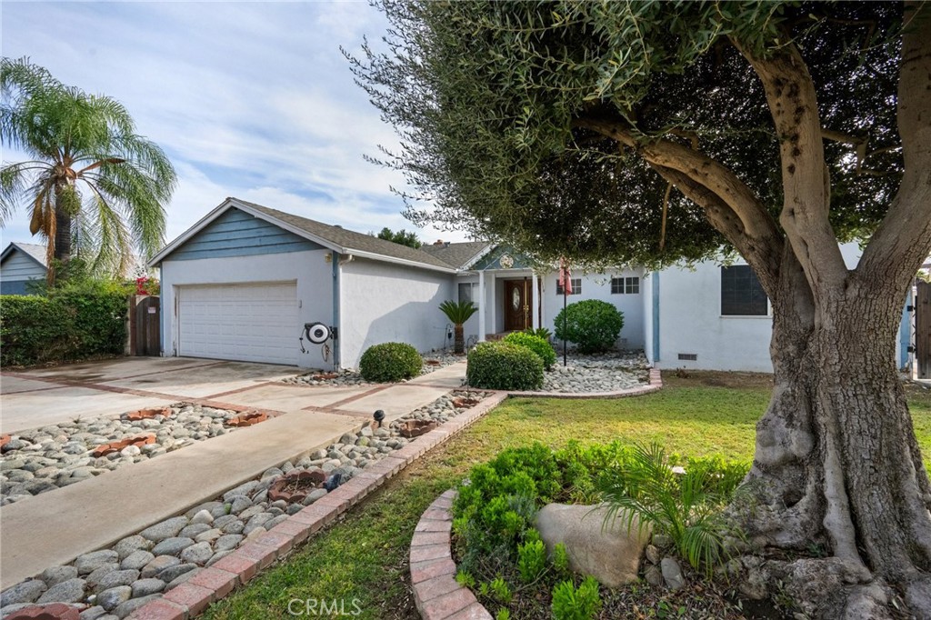 1110 Oneil Property Photo 1