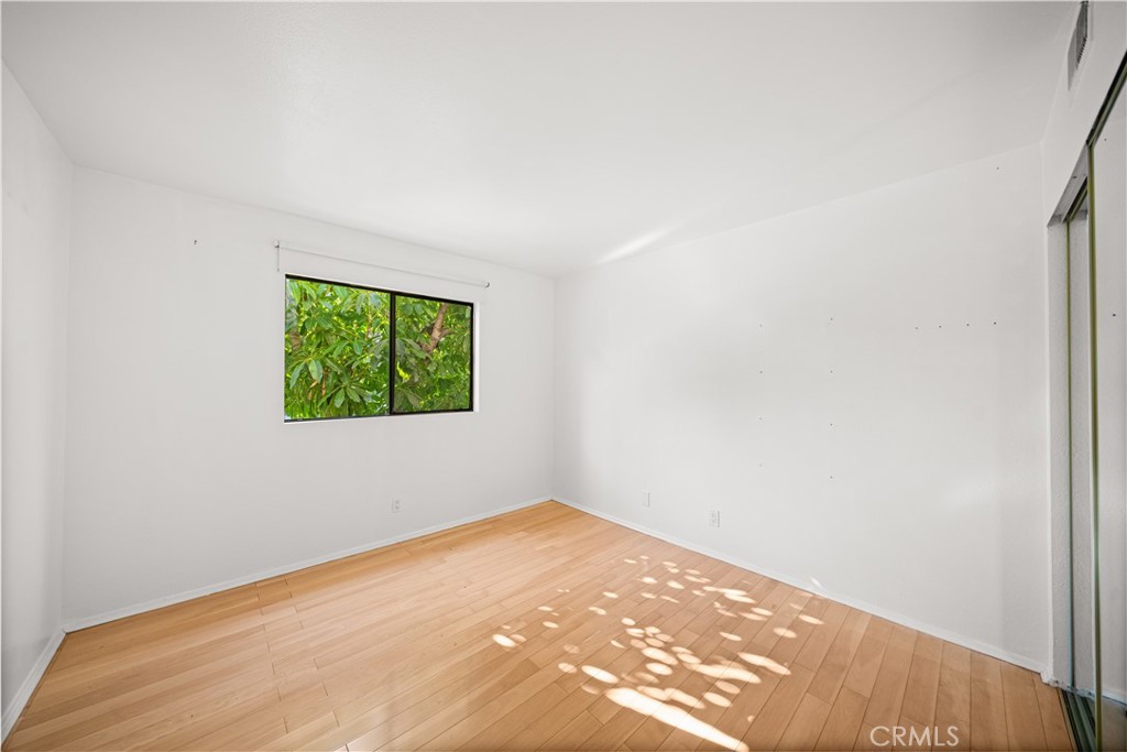 64 N Mar Vista Avenue 103 Property Photo 13