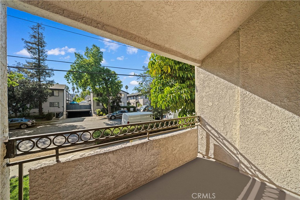 64 N Mar Vista Avenue 103 Property Photo 20