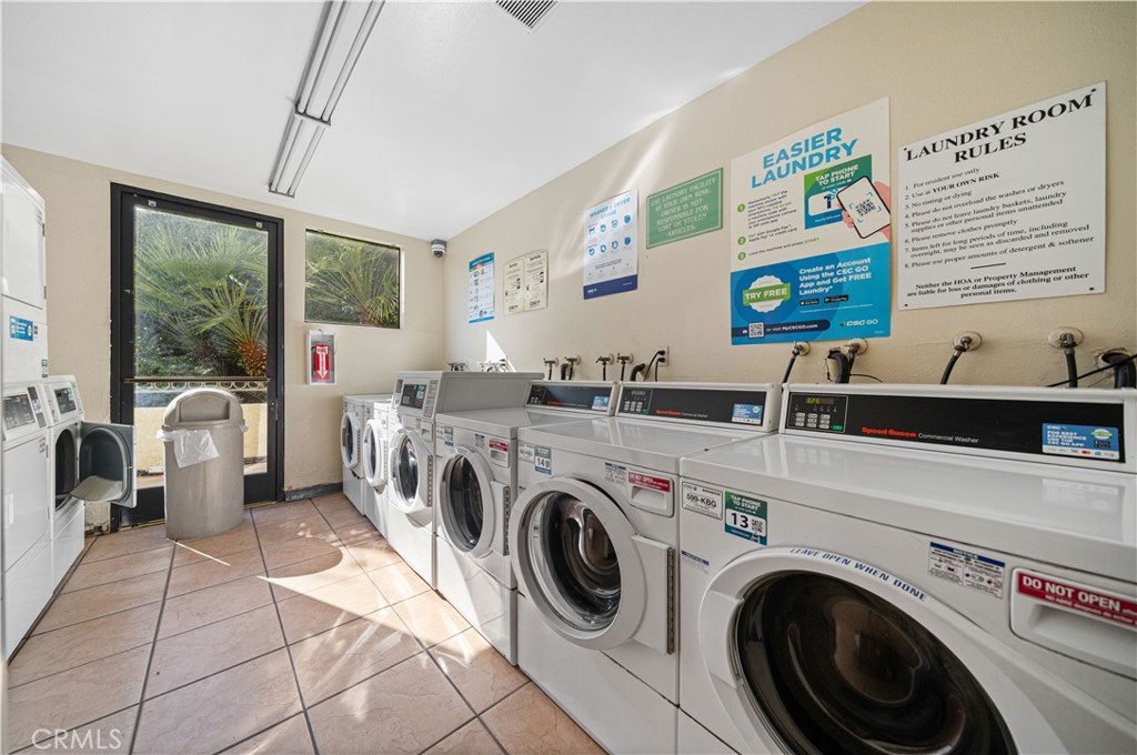 64 N Mar Vista Avenue 103 Property Photo 27