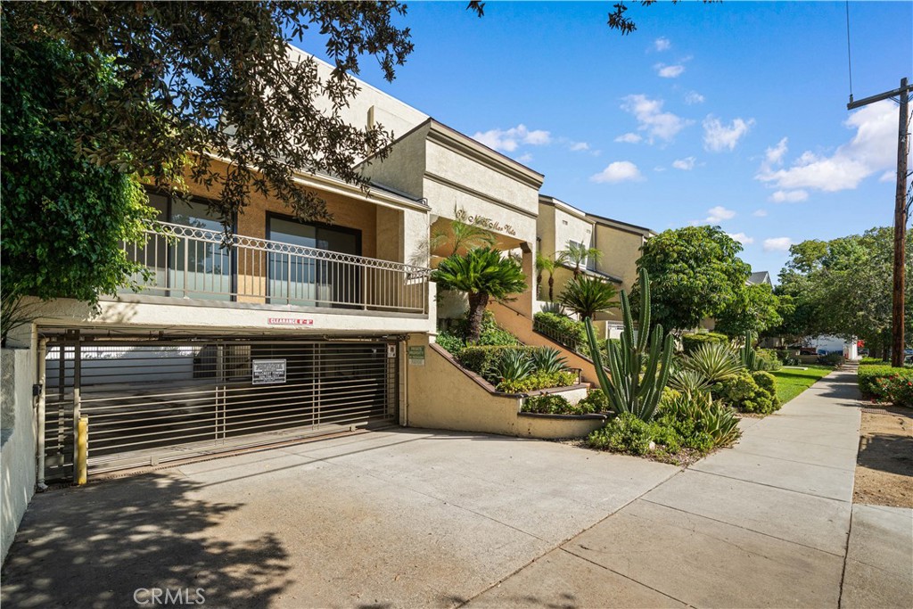 64 N Mar Vista Avenue 103 Property Photo 30