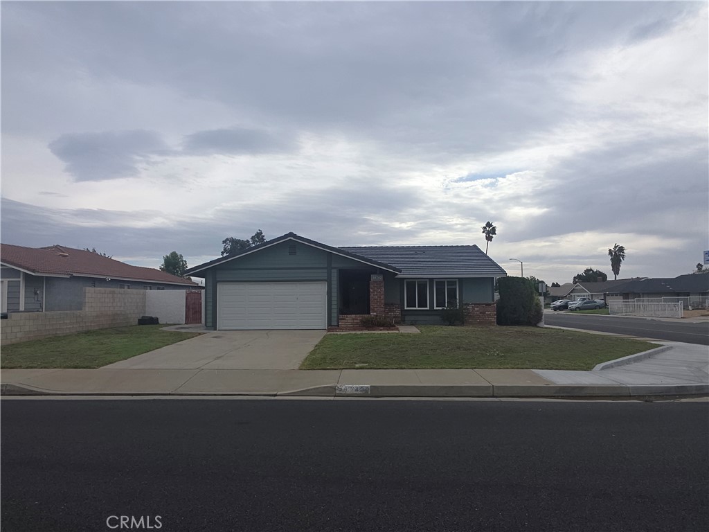 14742 Aruba Property Photo 3