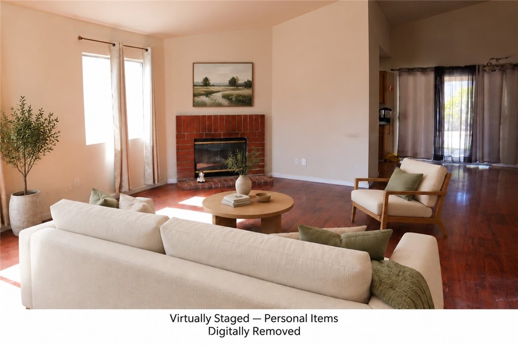9562 Sultana Property Photo 6
