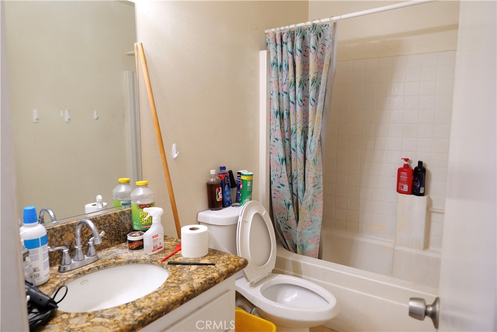 9562 Sultana Property Photo 13