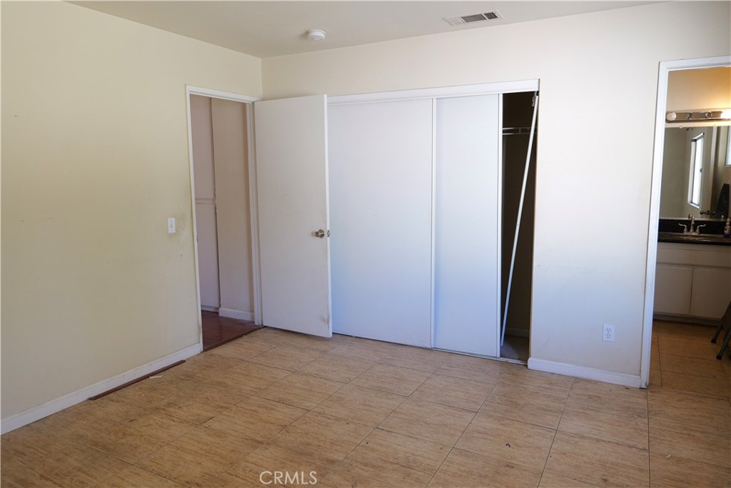 9562 Sultana Property Photo 17