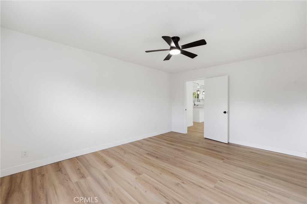 249 N 10th Avenue Property Photo 16