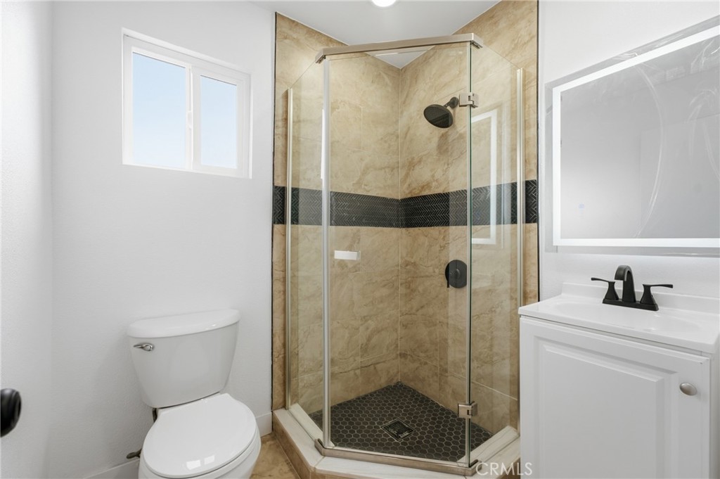 249 N 10th Avenue Property Photo 22