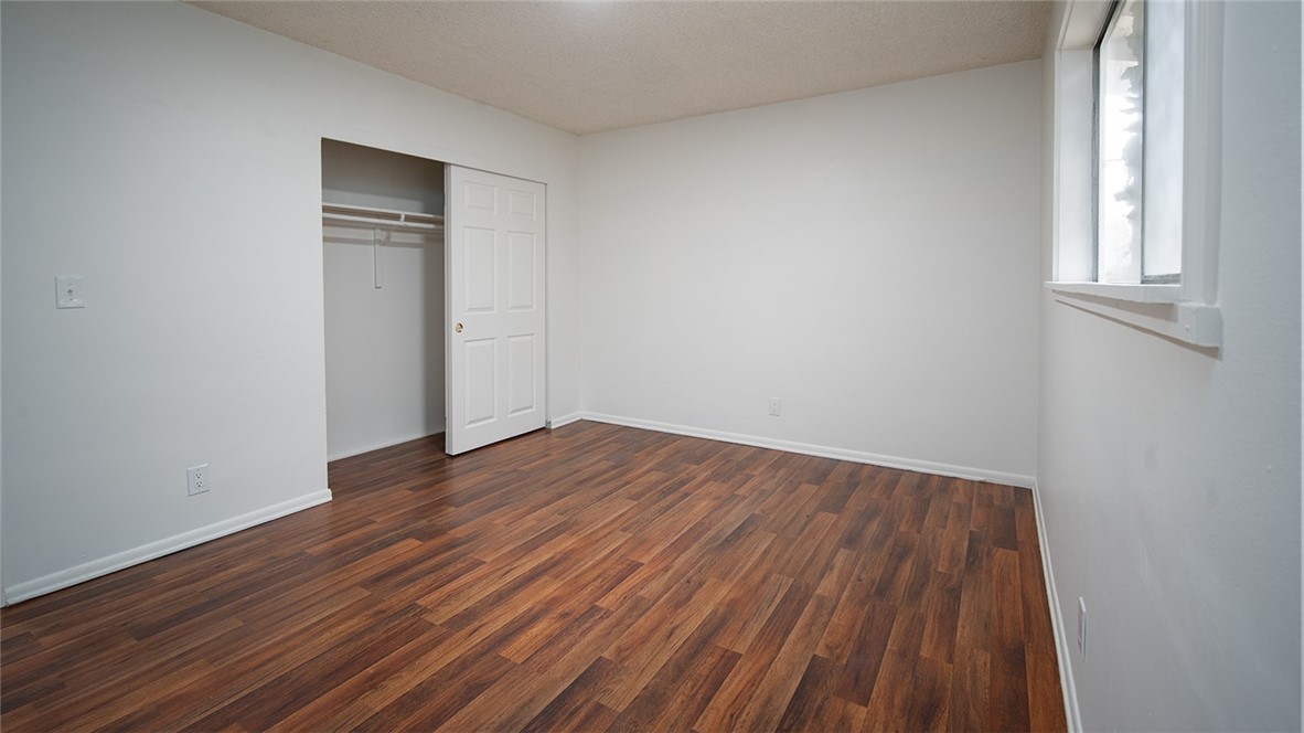 520 E Adele Property Photo 10