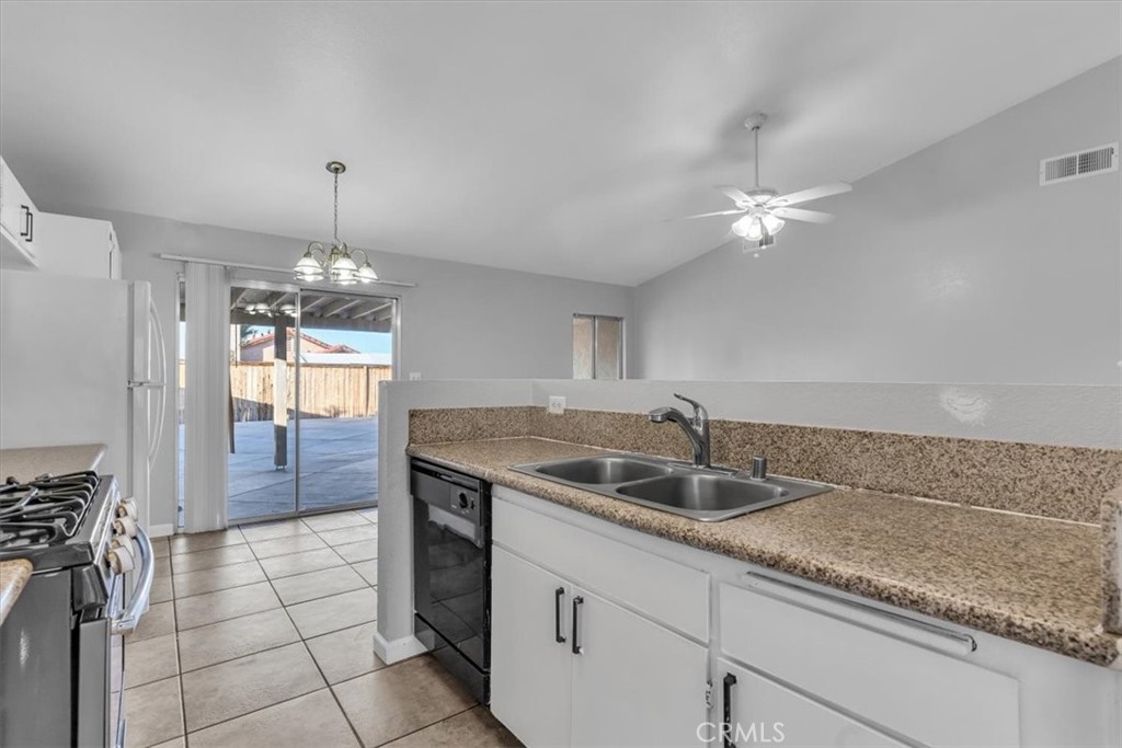 11224 Tamarisk Road Property Photo 6