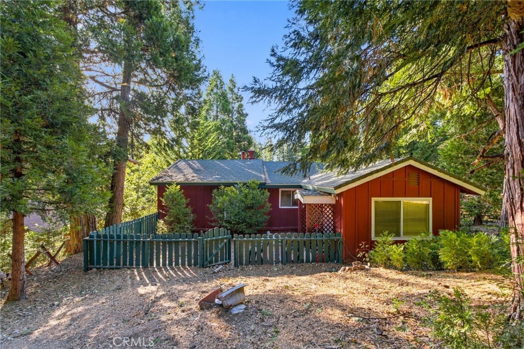 31136 Mountain Oak Drive Property Photo 7