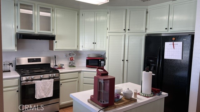 14222 Gale Property Photo 3