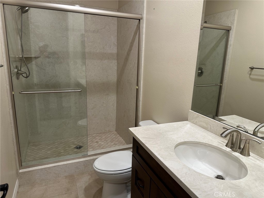888 Julie Place Property Photo 7