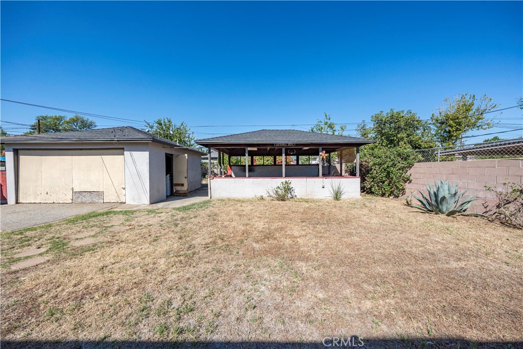 829 Sycamore Court Property Photo 24