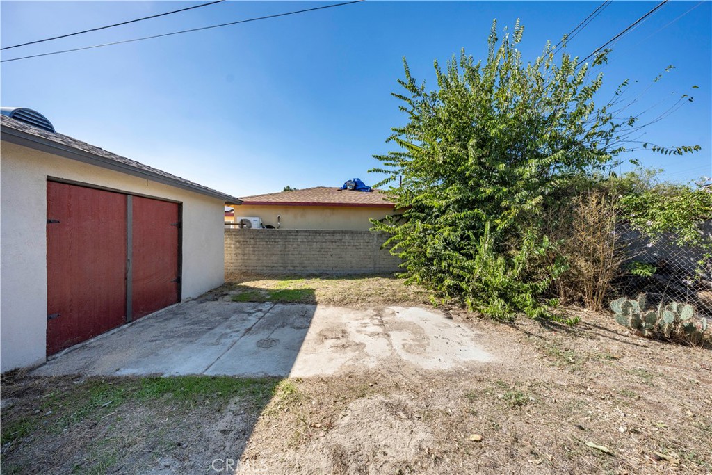 829 Sycamore Court Property Photo 26