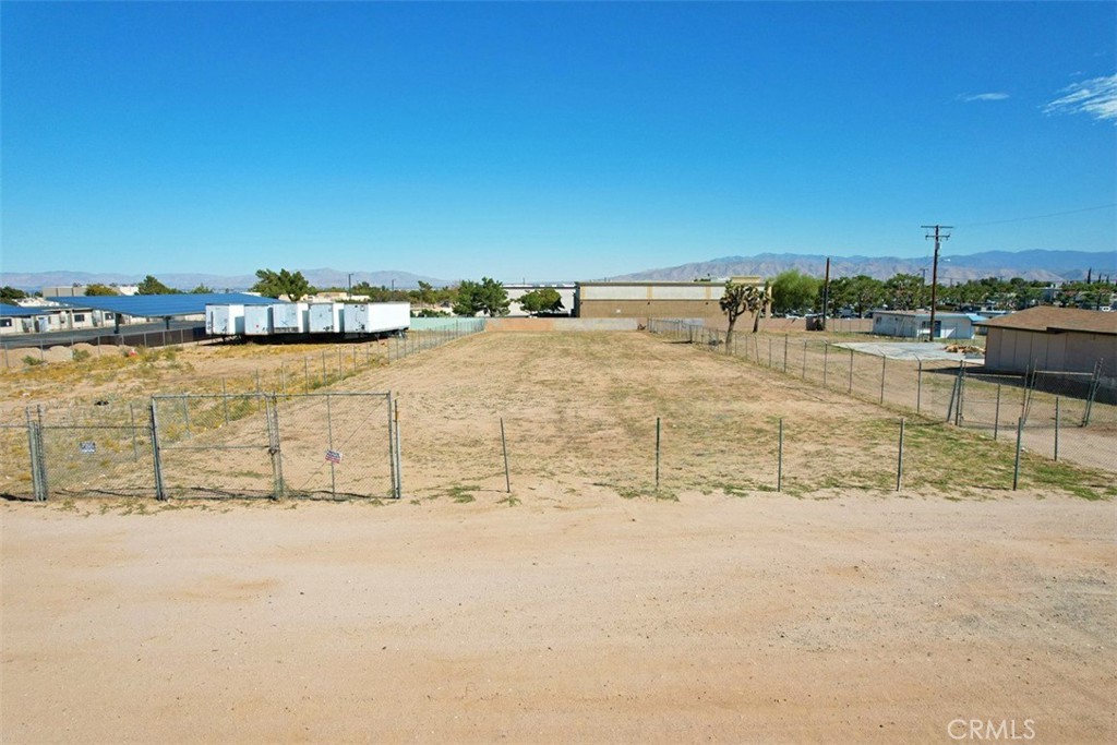 25 Tamarisk Avenue Property Photo 19