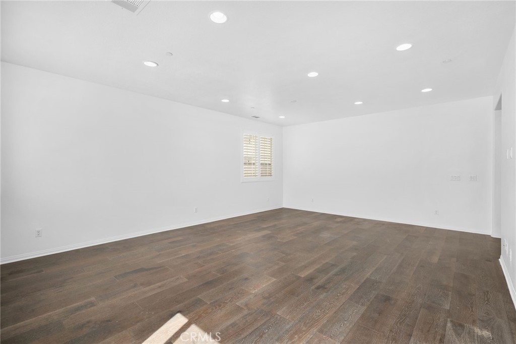2051 Liberty Property Photo 4
