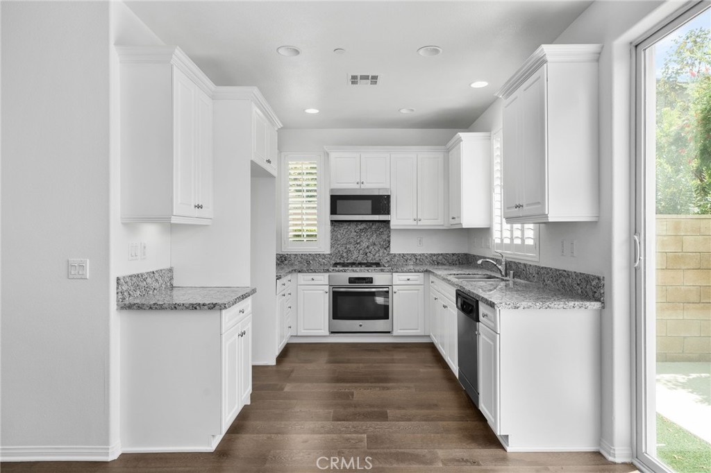 2051 Liberty Property Photo 6