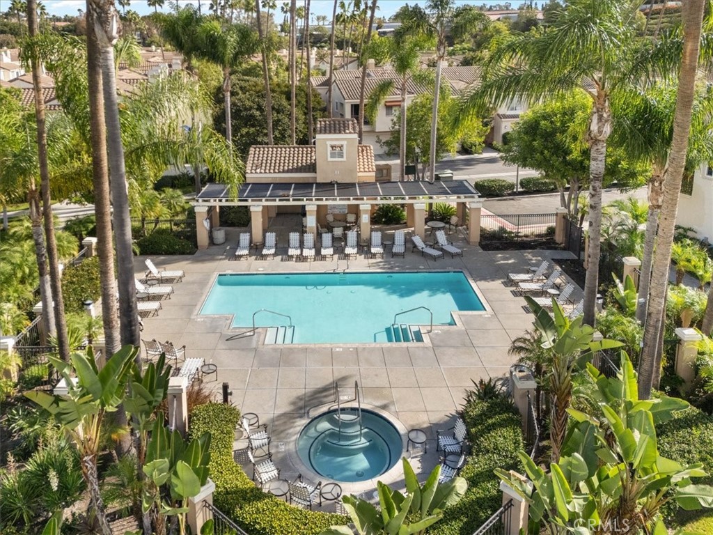 199 Chandon Property Photo 3