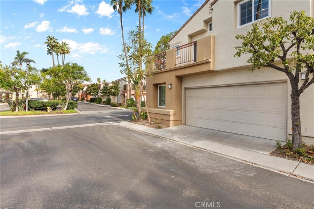 199 Chandon Property Photo 28
