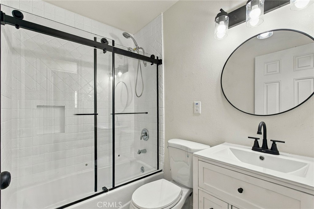 27349 7th Property Photo 15
